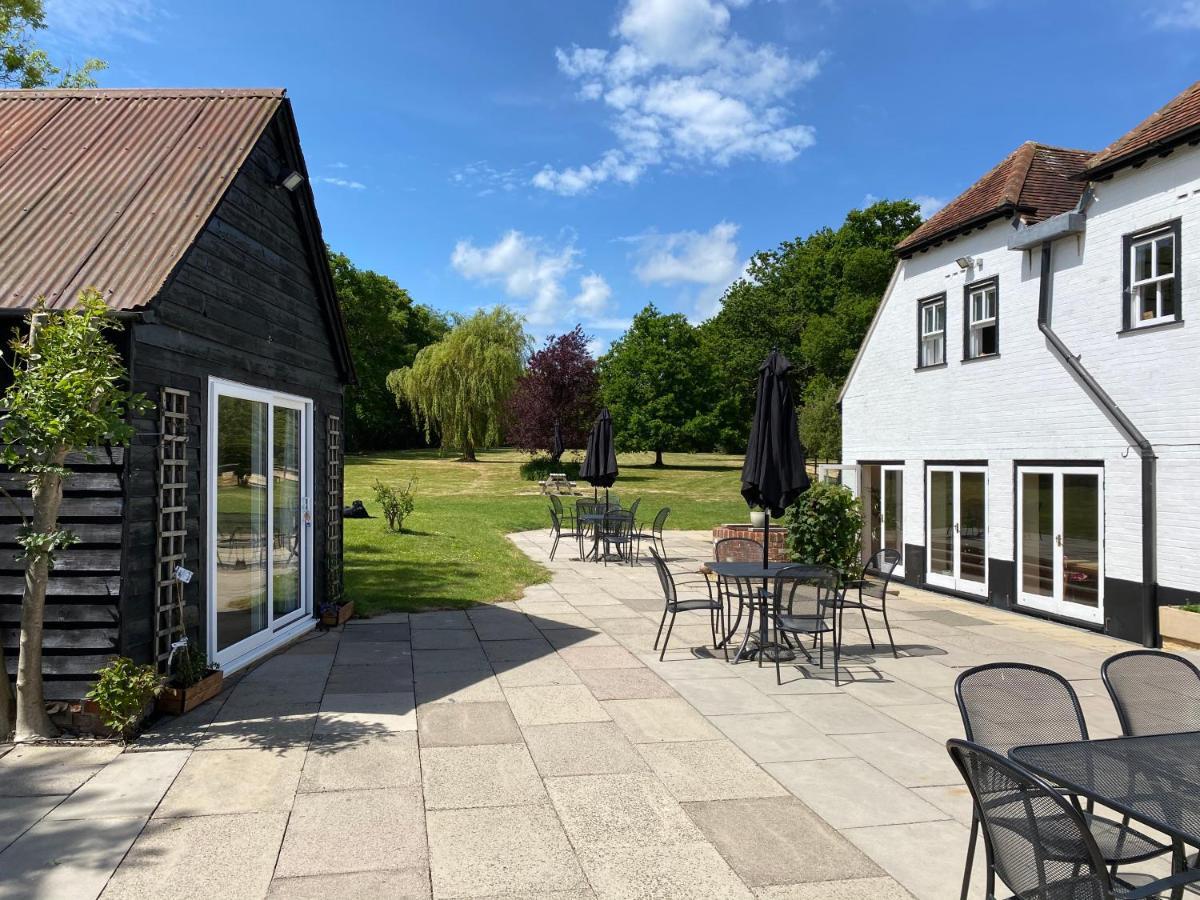 George & Dragon Country Pub & Hotel Wolverton Townsend Tadley Exterior foto